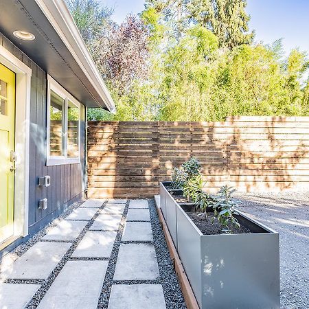 The Spa Experience At Cute As A Button! Seattle Exteriör bild